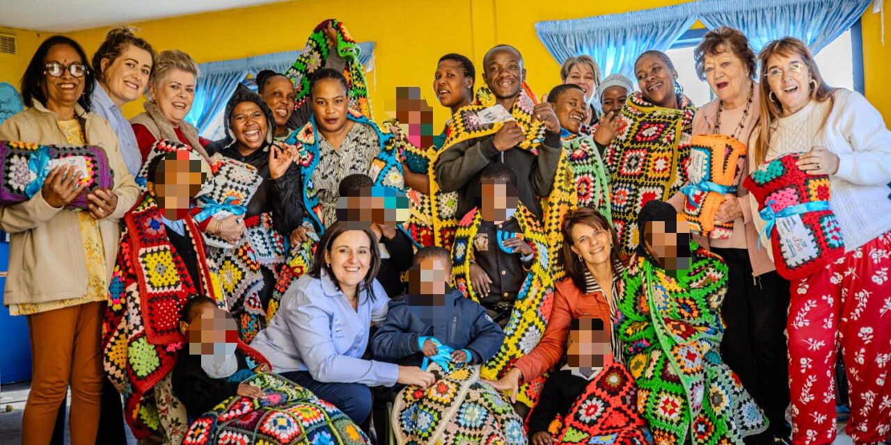 Secunda Mall gifts blankets to Belinah Stimulation Centre in Emzinoni