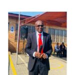 ‘We salute you’: Sizwakele bids farewell to principal after 36 years of service